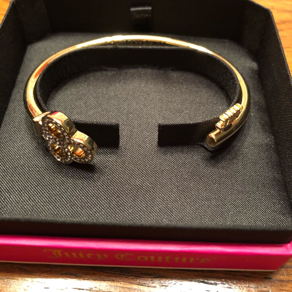 Juicy Couture Key Bracelet
